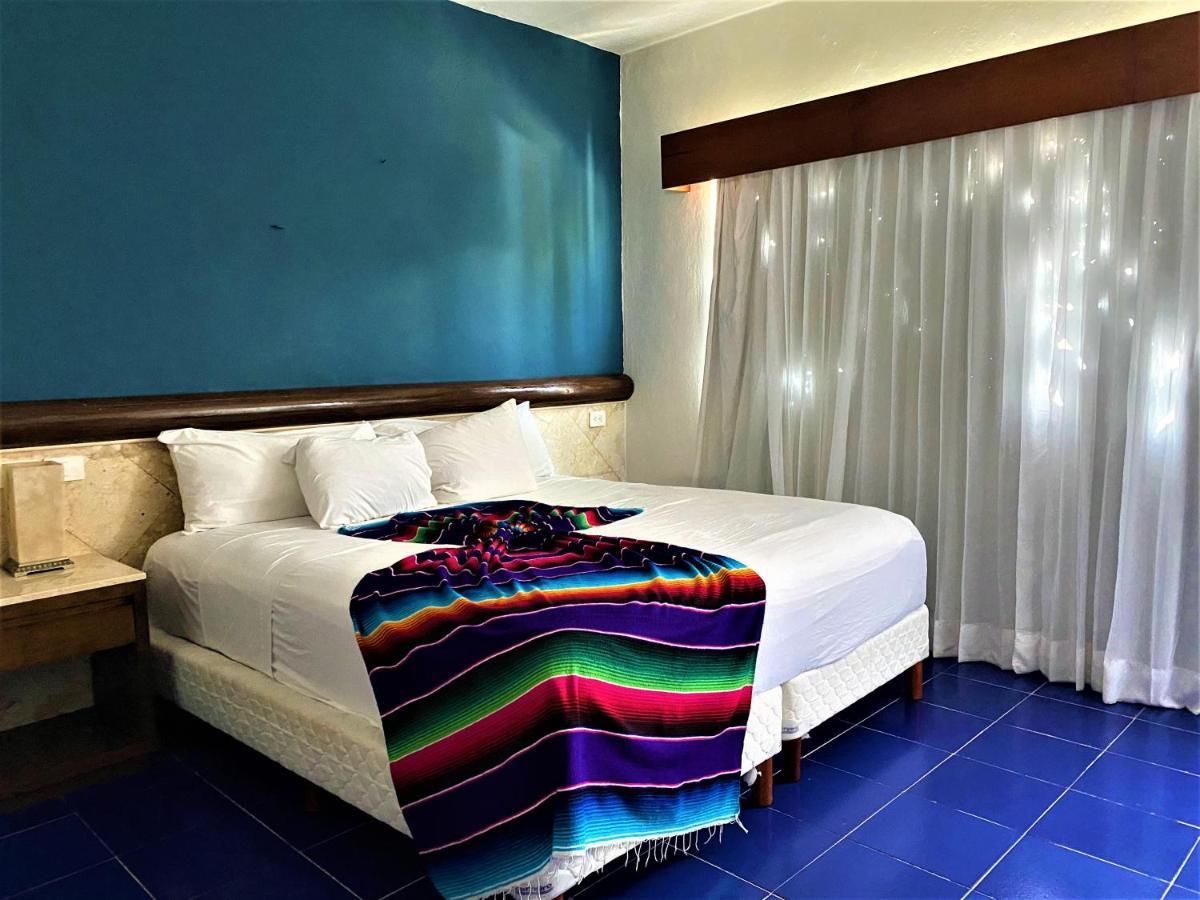 Hotel Mariachi By Kavia 5Th Av Плая-дель-Кармен Экстерьер фото