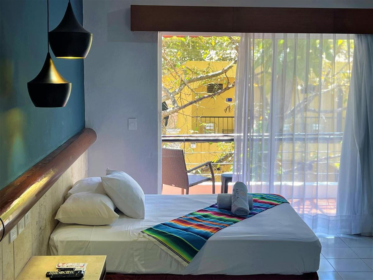 Hotel Mariachi By Kavia 5Th Av Плая-дель-Кармен Экстерьер фото